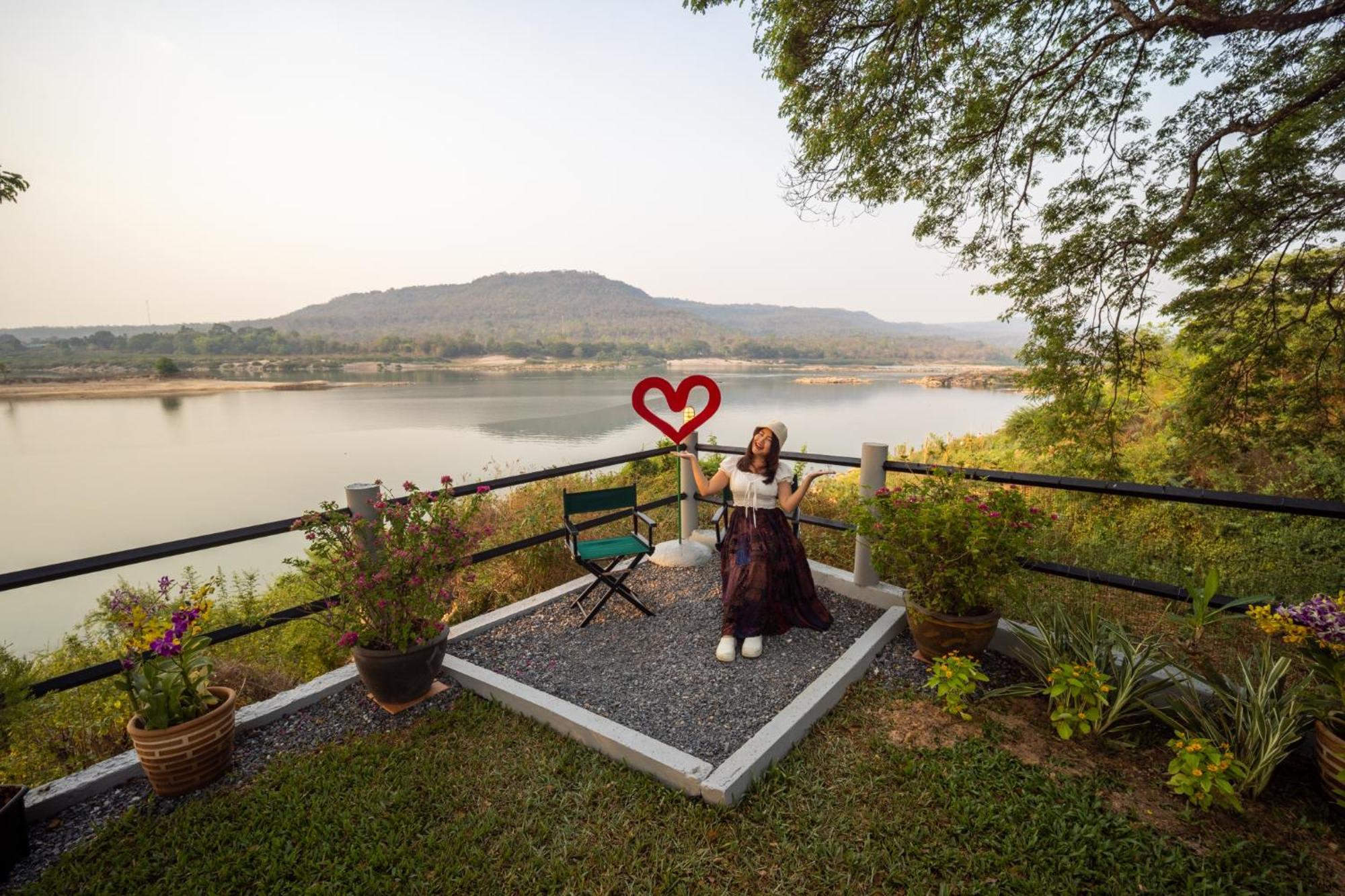 Khong Chiam Orchid Riverside Resort Exterior foto